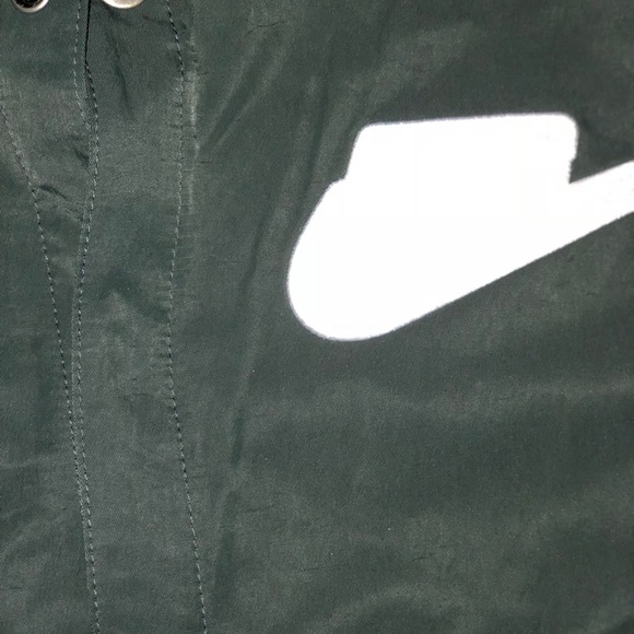 Boy Nike Jacket - Picture 2 of 4